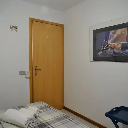 Hébergement de vacances Cardellino, Piccolo E Accogliente Dietro La *