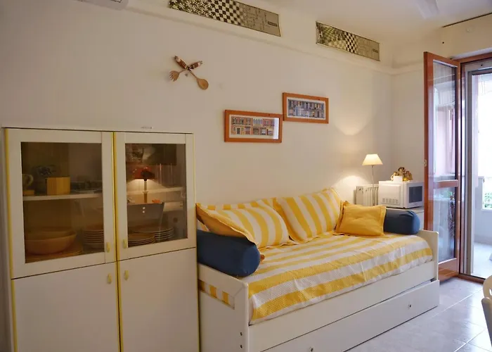 Cardellino, Piccolo E Accogliente Dietro La Holiday home