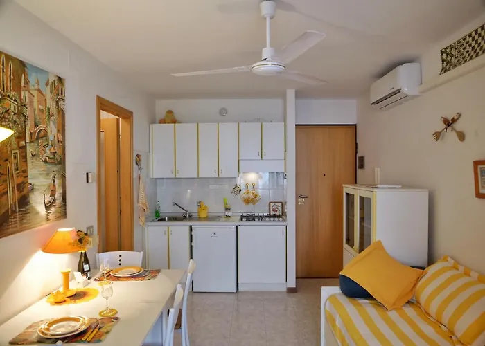 Cardellino, Piccolo E Accogliente Dietro La Holiday home