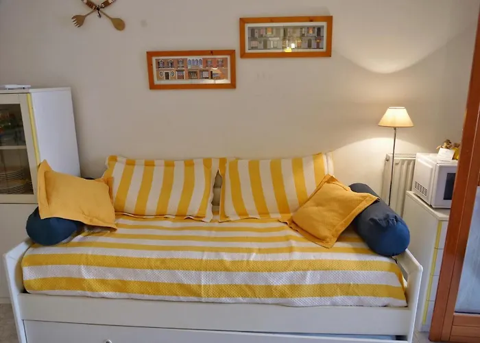 Cardellino, Piccolo E Accogliente Dietro La Holiday home