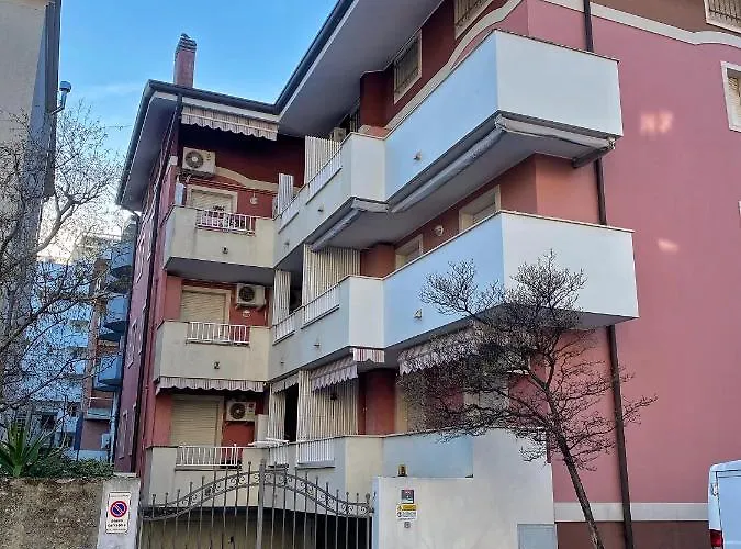 Cardellino, Piccolo E Accogliente Dietro La Holiday home