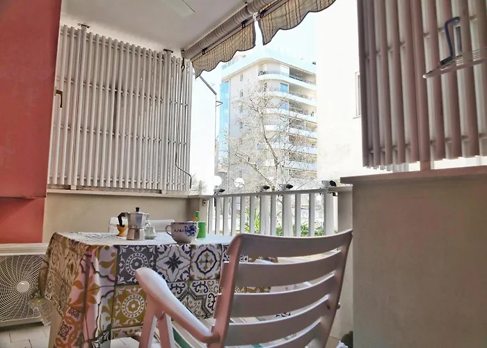 Holiday home Cardellino, Piccolo E Accogliente Dietro La *